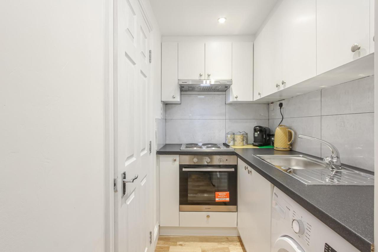 Deluxe Flat A In Kensington Olympia * Londres